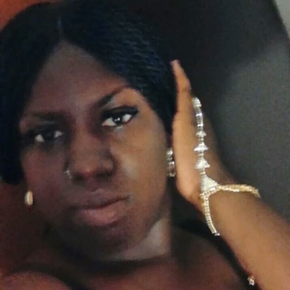 Meet your Posher, Shamika - Picture 1 of 1